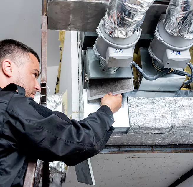 Why Homeowners Businesses Trust Us in Iona, FL?